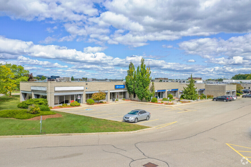 550B Parkside Dr, Waterloo, ON for lease - Building Photo - Image 2 of 5