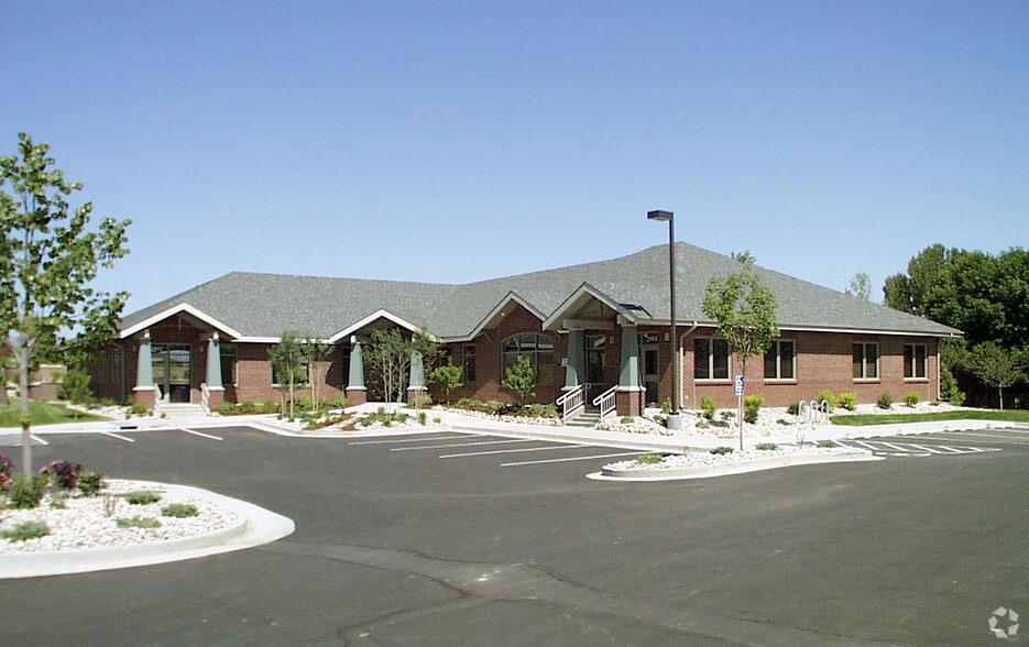 2984-2992 Ginnala Dr, Loveland, CO for lease - Building Photo - Image 2 of 4