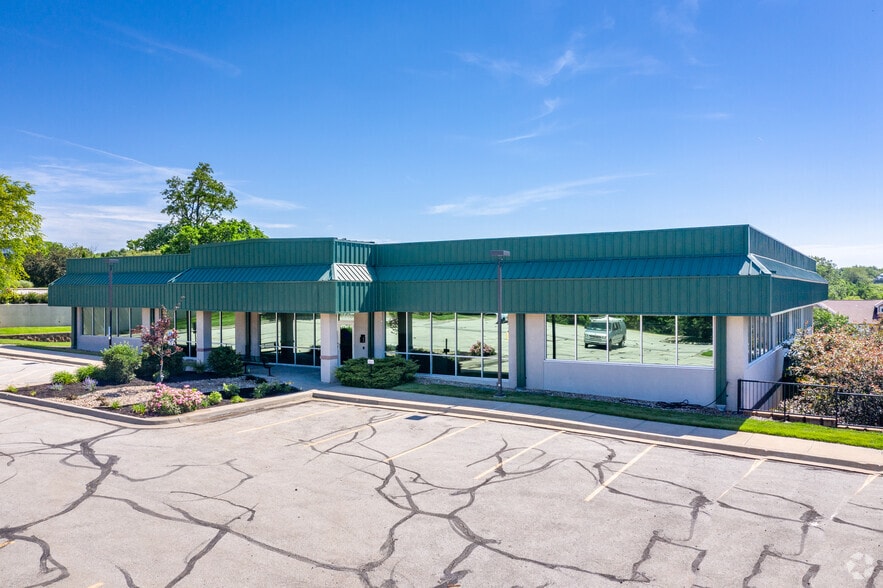 1440 NW Vivion Rd, Kansas City, MO for lease - Primary Photo - Image 1 of 25
