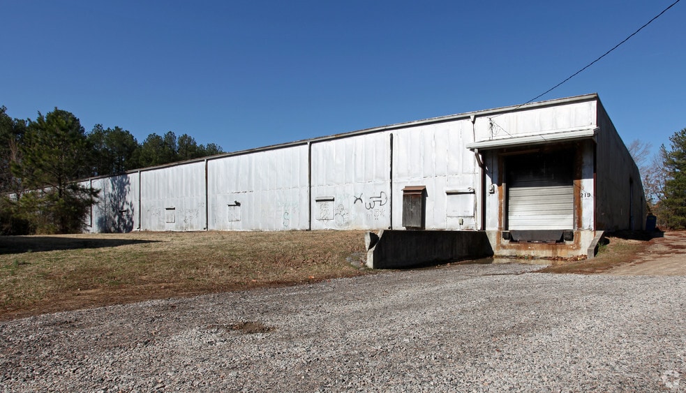 219 Wright Ave, Henderson, NC for lease - Primary Photo - Image 1 of 2