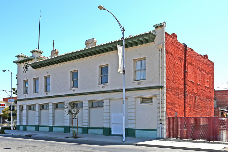 947-951 F St, Fresno, CA for lease - Building Photo - Image 2 of 4