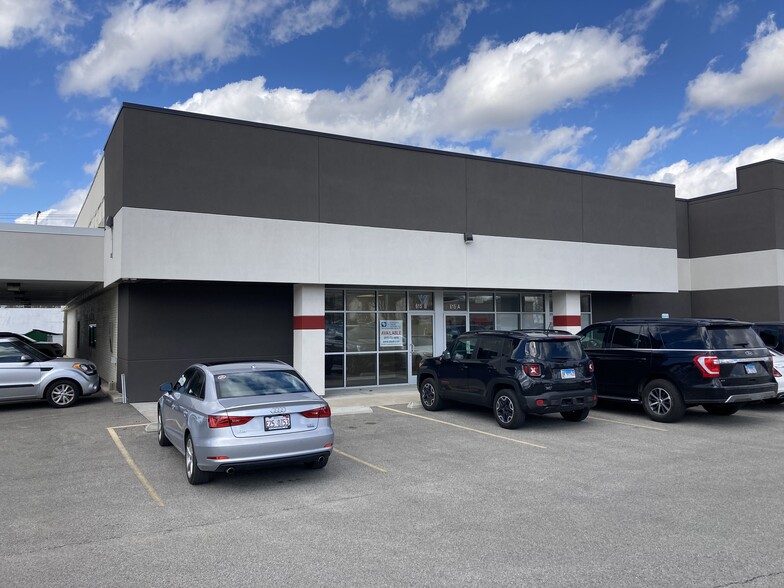 615 W Jefferson St, Springfield, IL for lease - Building Photo - Image 2 of 3