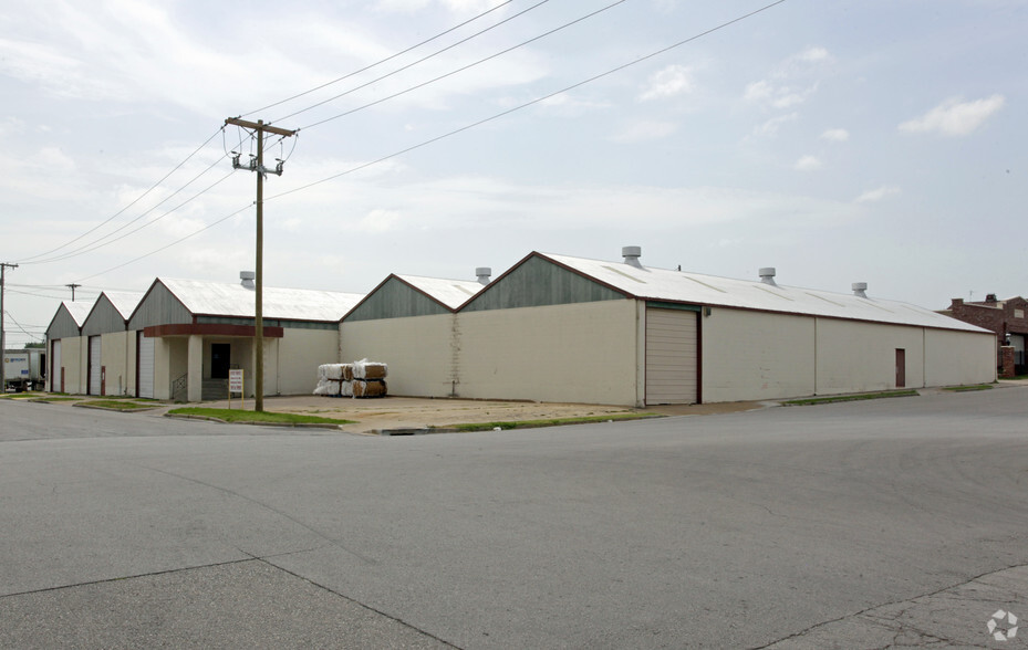 117 W Cameron St, Tulsa, OK for sale - Primary Photo - Image 1 of 1