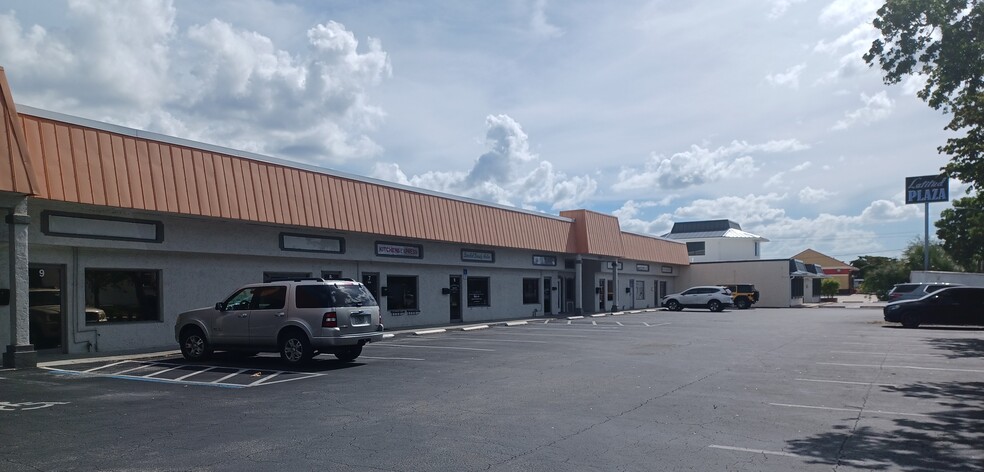 1634 SE 47th St, Cape Coral, FL for lease - Building Photo - Image 2 of 2