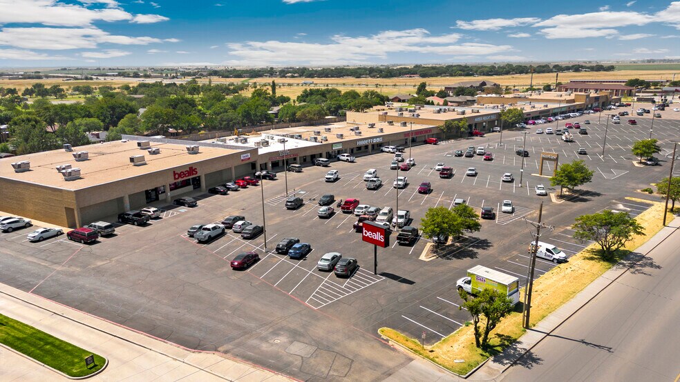 3501 Olton Rd, Plainview, TX 79072 Westview Shopping Center