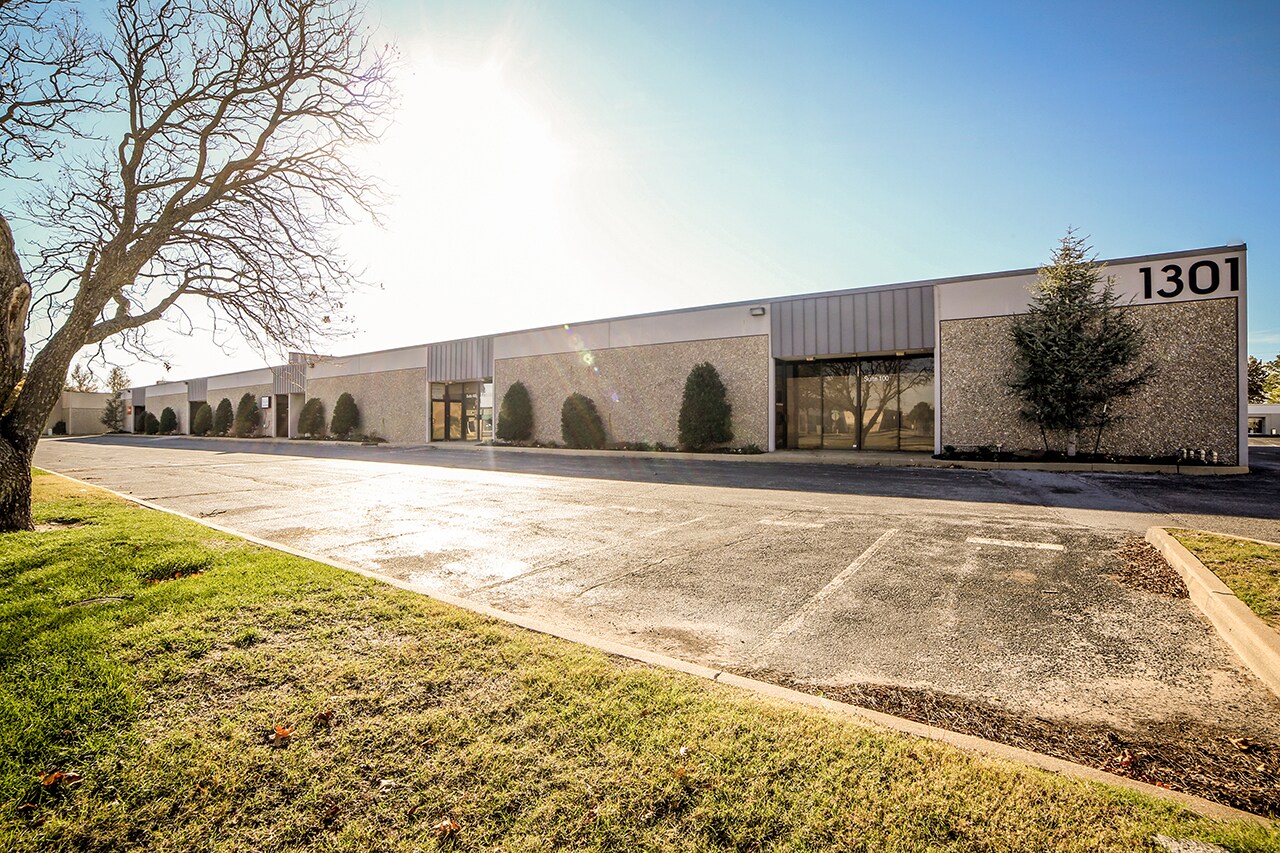 1301 Cornell Pky, Oklahoma City, OK for lease Building Photo- Image 1 of 3