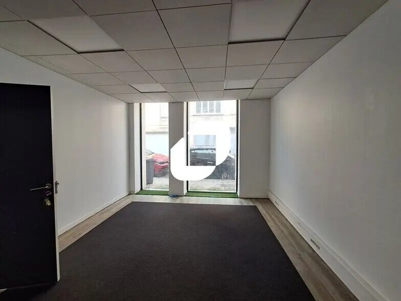 Office in Bordeaux for sale - Building Photo - Image 1 of 17