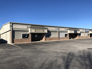 More details for 700 Schelfhout Ln, Kimberly, WI - Retail for Lease