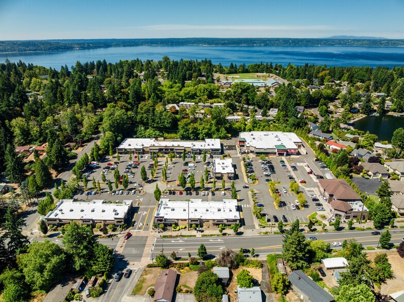 Normandy Park Towne Center portfolio of 5 properties for sale on LoopNet.com - Building Photo - Image 2 of 12