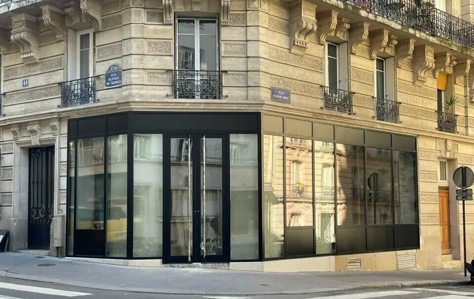 Retail in Paris for lease Building Photo- Image 1 of 6