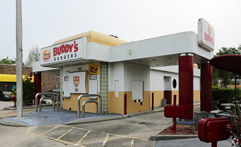 3828 Tollhouse Dr, Naples, FL for sale - Primary Photo - Image 1 of 1