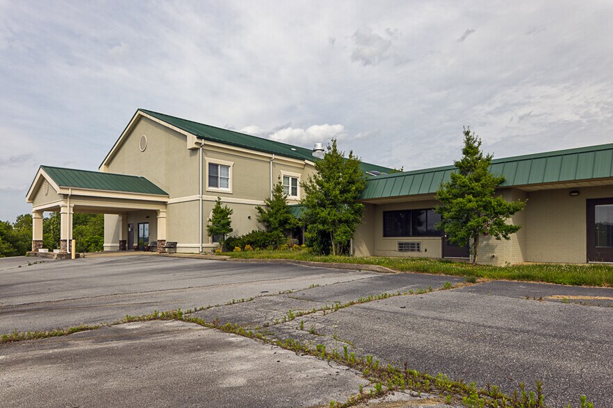 124 John M Reed Rd, Limestone, TN 37681 Vacant East TN Nursing Home