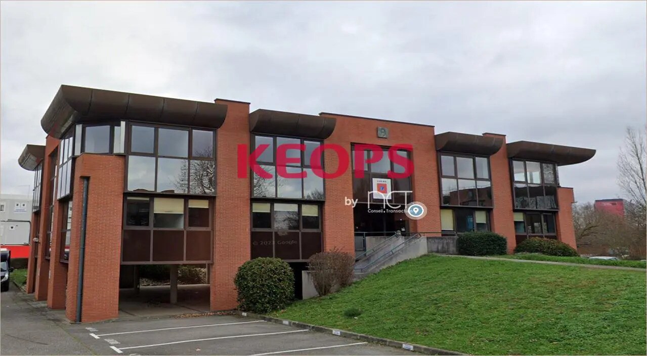 Office in Labège for lease Building Photo- Image 1 of 5