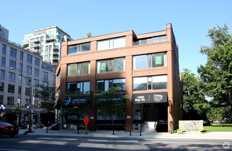 1300 Bay St, Toronto, ON for lease - Building Photo - Image 2 of 3