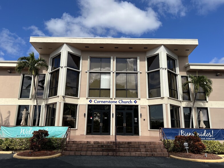 5400 SW 122nd Ave, Miami, FL for lease - Primary Photo - Image 1 of 23