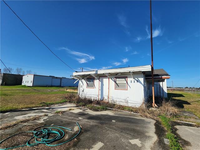 602 Engineers Rd, Belle Chasse, LA for sale - Building Photo - Image 2 of 17