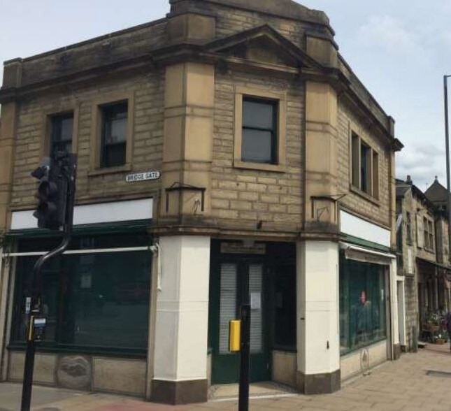 6 Bridge Gate, Hebden Bridge, HX7 8EX