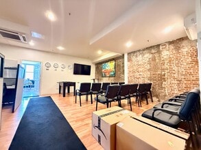 18-24 Bridge St, Brooklyn, NY for lease Building Photo- Image 2 of 7