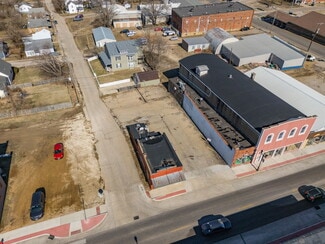 More details for 27 W School St, Bonne Terre, MO - Retail for Sale