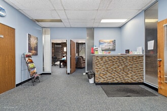 7250 W College Dr, Palos Heights, IL for lease Building Photo- Image 2 of 5