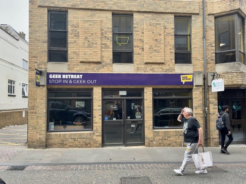 27-33 New Inn Hall St, Oxford for lease - Building Photo - Image 3 of 4