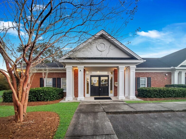 785 King Blvd, Savannah, GA 31419