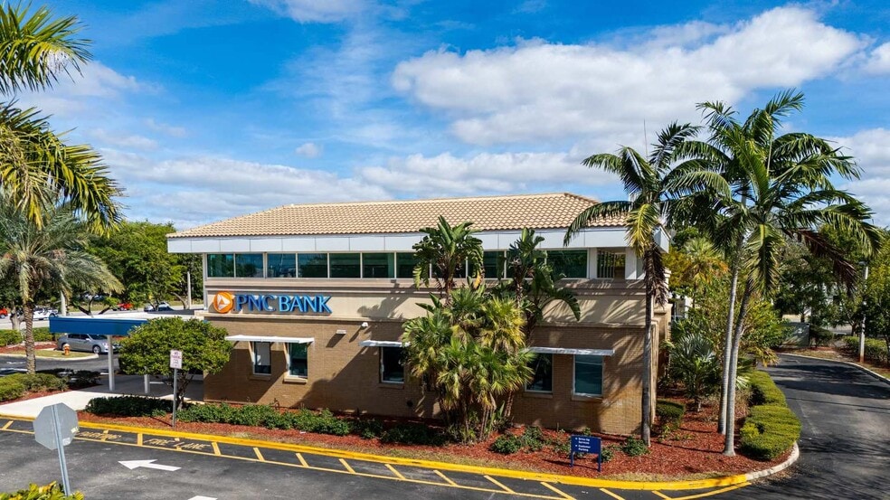 3260 N University Dr, Sunrise, FL for sale - Building Photo - Image 1 of 2