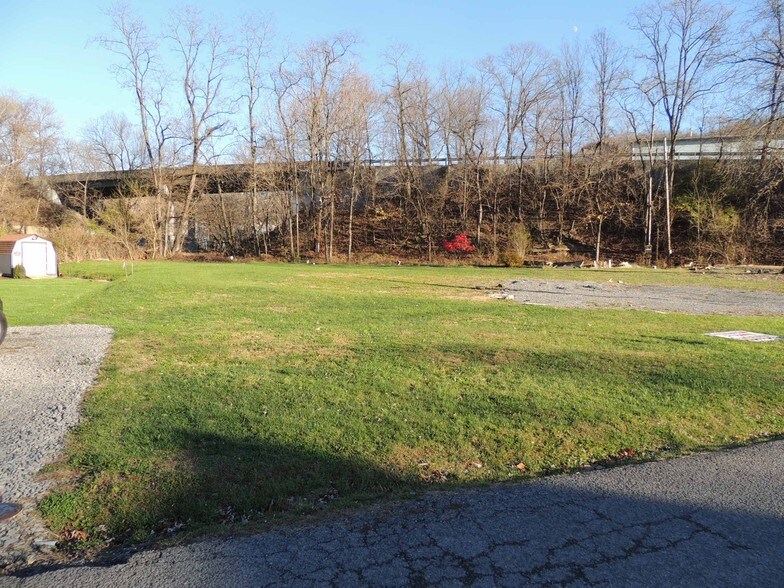 315 Nolan Ave, Morgantown, WV for sale - Building Photo - Image 3 of 17