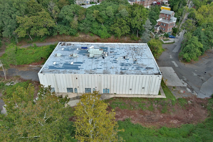 4000 Bridge St, Drexel Hill, PA for sale - Building Photo - Image 3 of 18