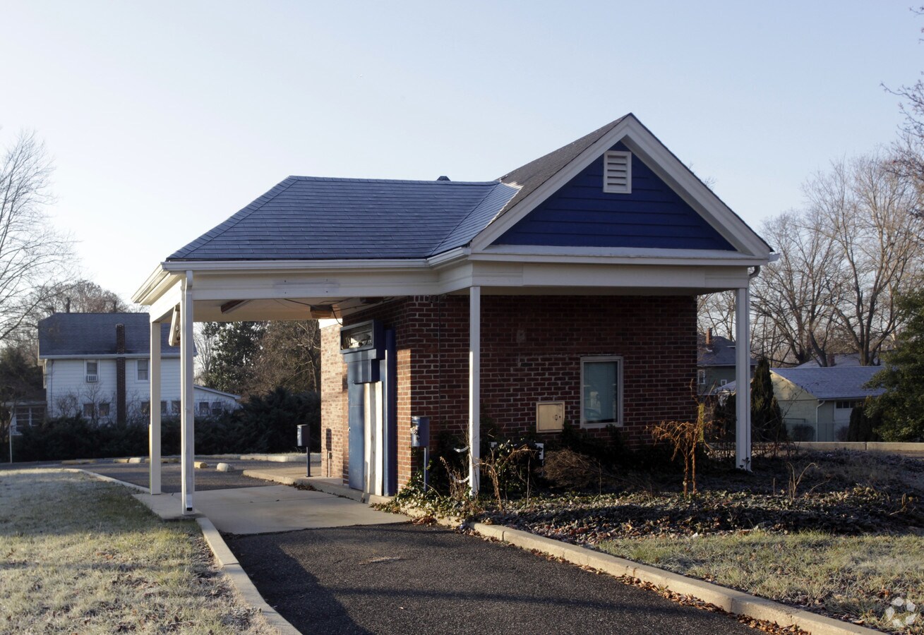 120 E Church St, Blackwood, NJ 08012