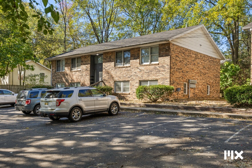 118-130 S Clarendon St, Kalamazoo, MI for sale - Building Photo - Image 3 of 22