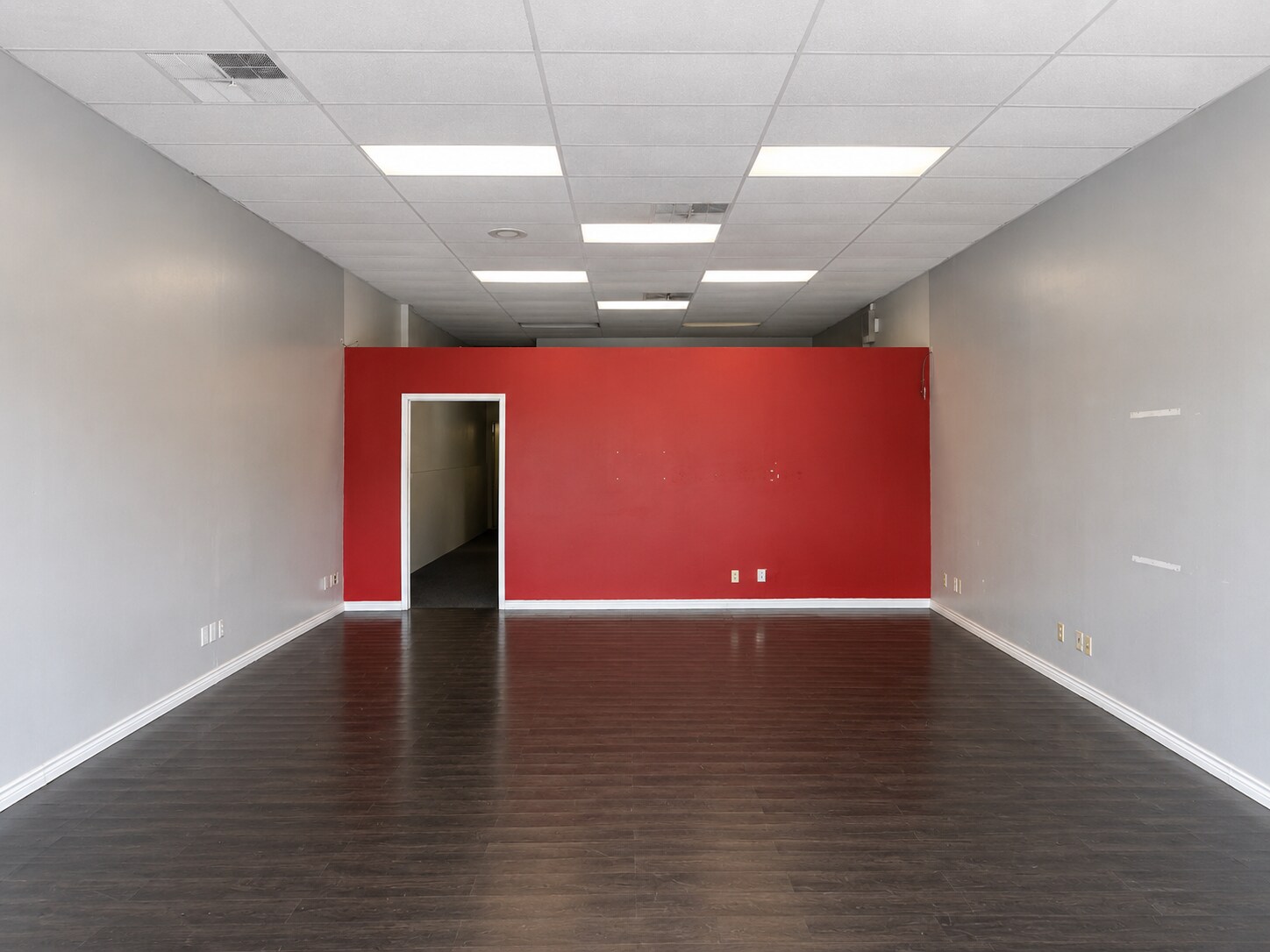 6407-6413 NW Loop 410, San Antonio, TX for lease Interior Photo- Image 1 of 2