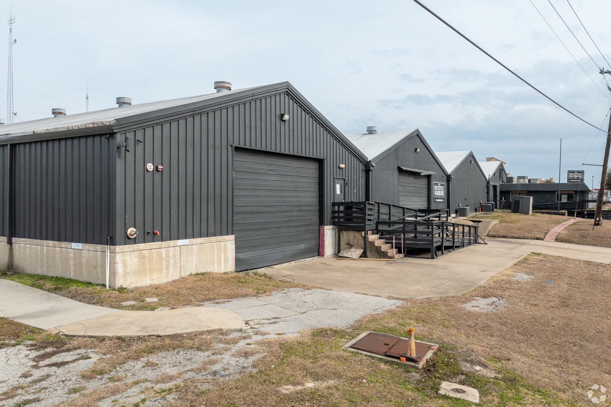 1411 S Goliad St, Rockwall, TX for lease Building Photo- Image 1 of 7