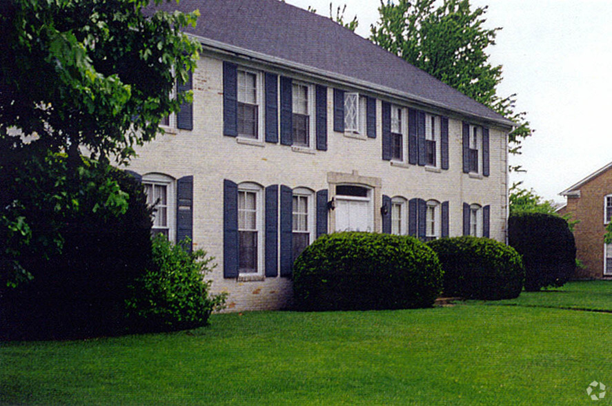 1240 Jackson Park Pl, Seymour, IN for sale - Primary Photo - Image 1 of 1