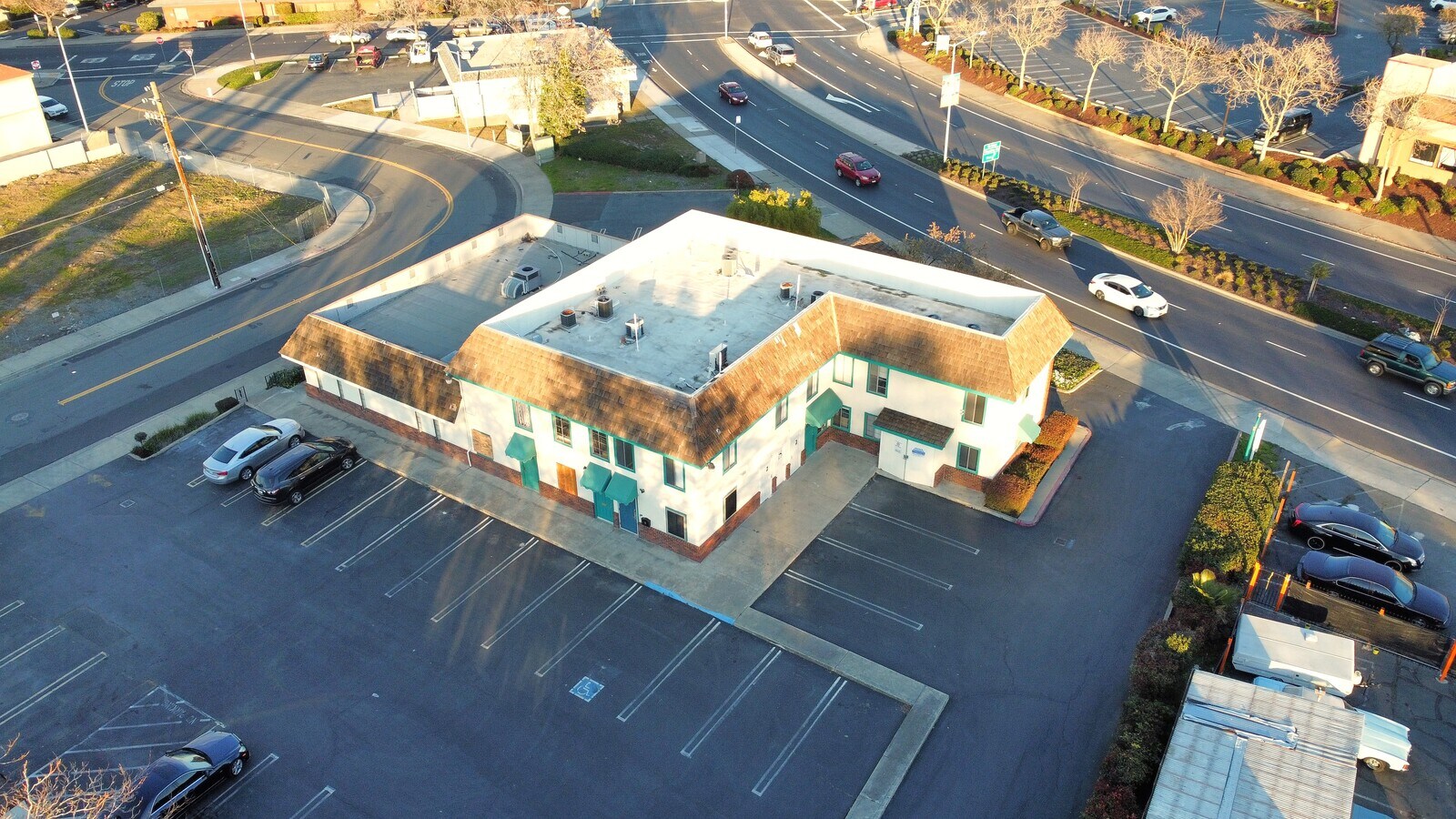 2810 Lone Tree Way, Antioch, CA 94509