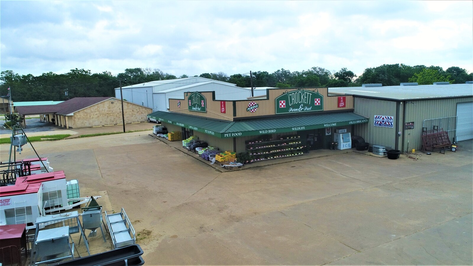 1405 E Loop 304, Crockett, TX 75835