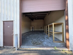 100 Bellows St, Warwick, RI for lease Interior Photo- Image 2 of 7