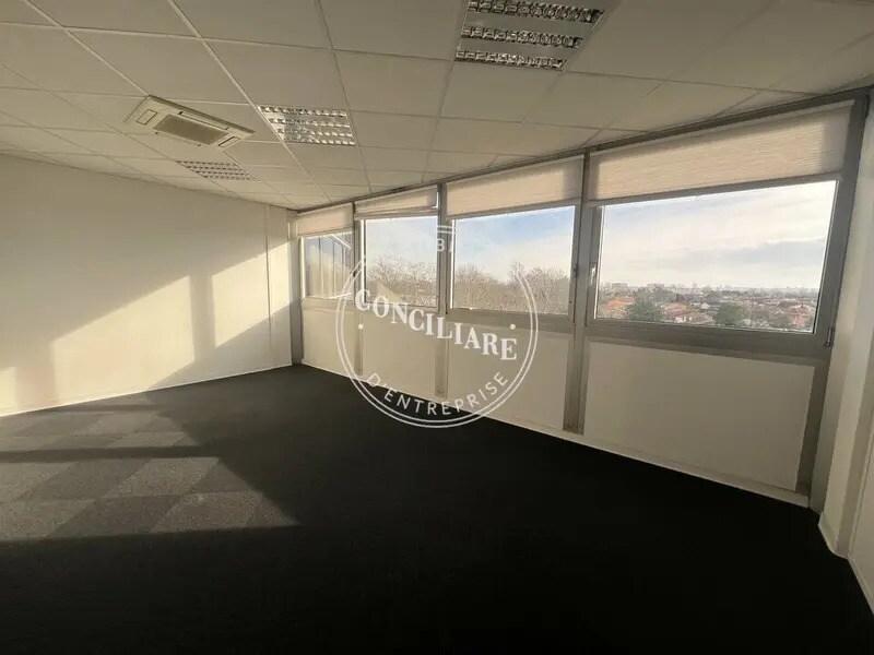 2 Rue Marcel Doret, Blagnac for lease Building Photo- Image 1 of 5