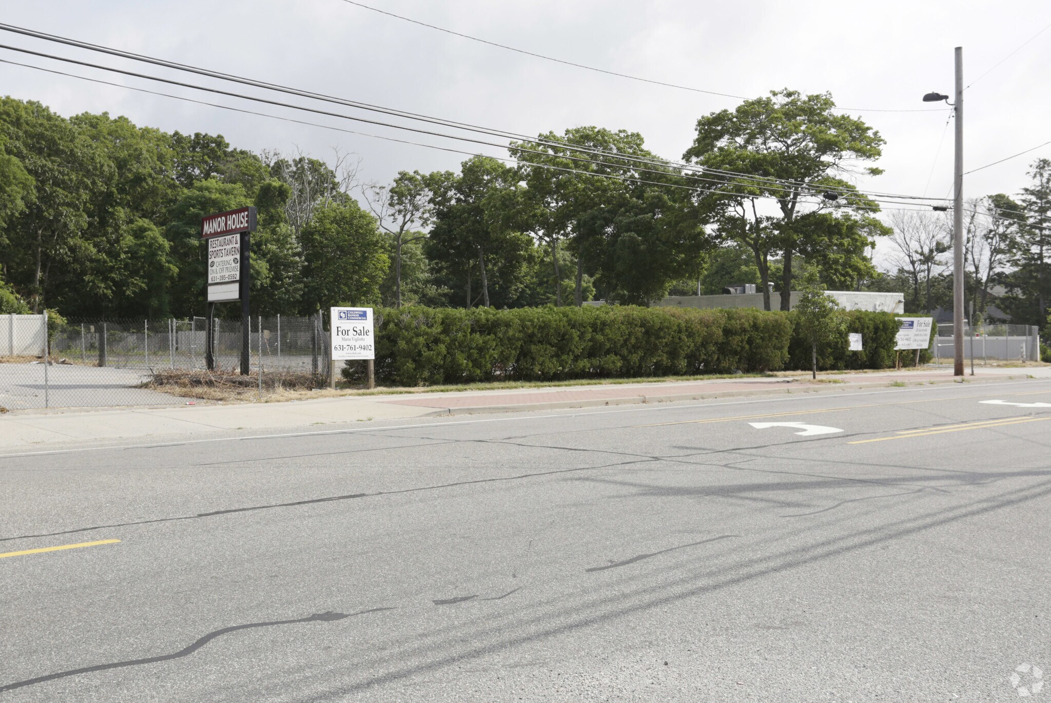 1451 Montauk Hwy, Mastic, NY for sale Primary Photo- Image 1 of 1