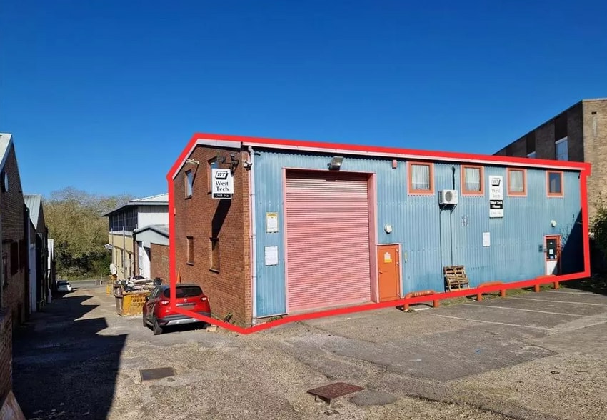 14a Cranborne Rd, Potters Bar for sale - Primary Photo - Image 1 of 1