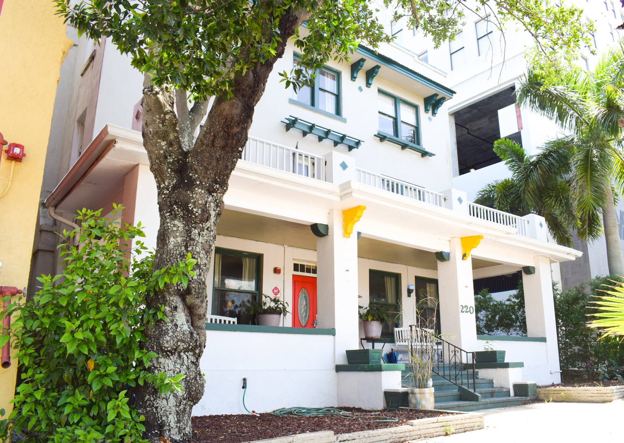 220 5th Ave N, Saint Petersburg, FL for sale Building Photo- Image 1 of 1