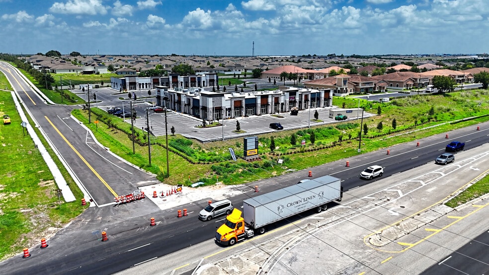 2200 Forest Lake Dr, Davenport, FL for sale - Building Photo - Image 3 of 10