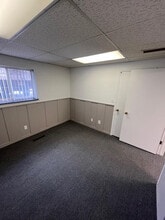813 E Michigan Ave, Ypsilanti, MI for lease Interior Photo- Image 1 of 4