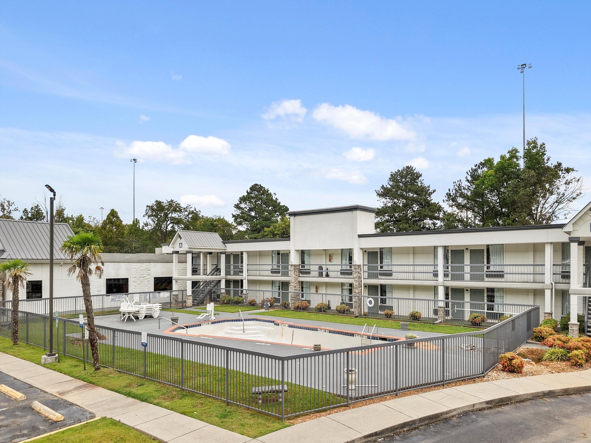 2106 Chattanooga Rd, Dalton, GA for sale Building Photo- Image 1 of 20