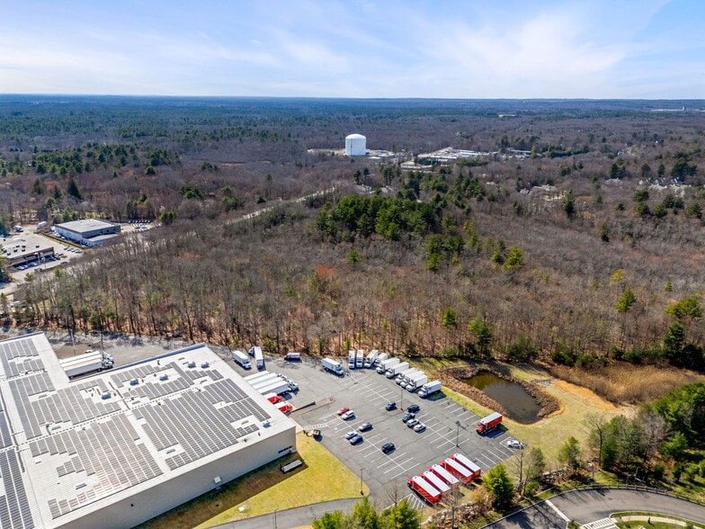 55 Eastman St, Easton, MA for sale - Building Photo - Image 2 of 11