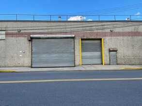 18-81 Steinway St, Astoria, NY for lease Building Photo- Image 2 of 25