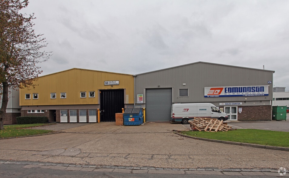 Coronation Rd, High Wycombe for sale - Primary Photo - Image 1 of 1