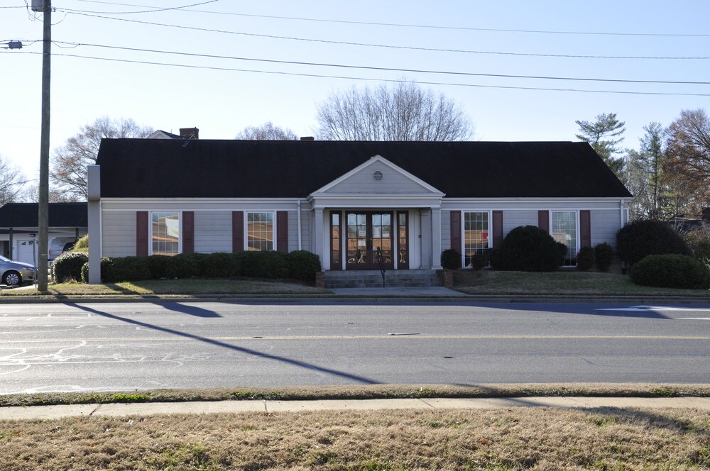 6638 Jordan Rd, Ramseur, NC for sale Primary Photo- Image 1 of 1