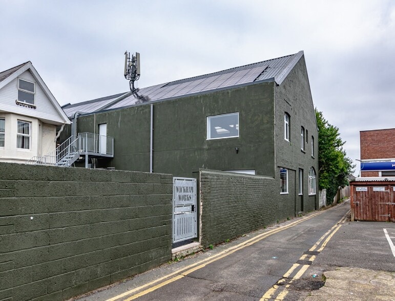 3 Wickham Rd, Bournemouth for lease - Building Photo - Image 3 of 9