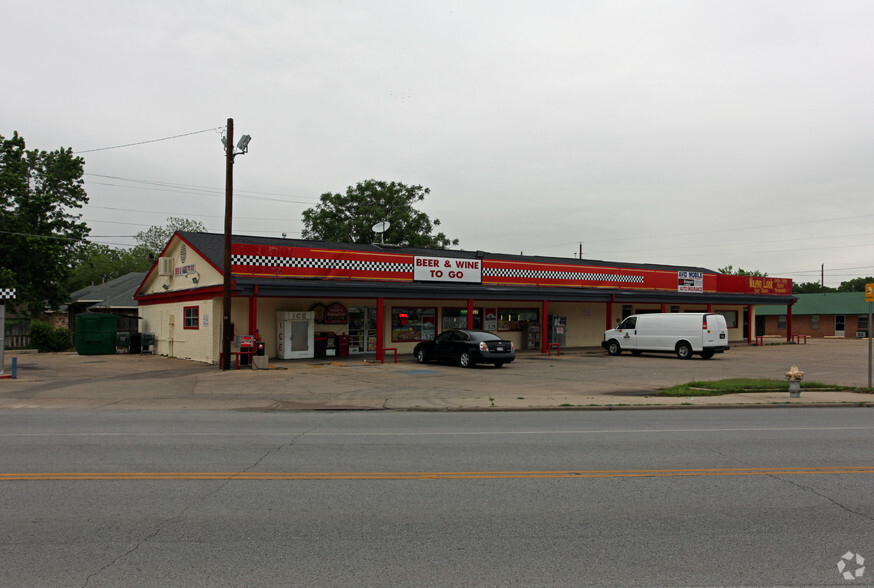 1419-1427 W Shady Grove Rd, Irving, TX for lease - Primary Photo - Image 1 of 8